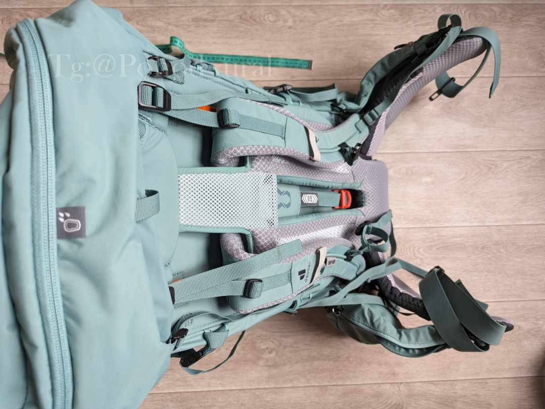 Изображение Deuter Aircontact Core 55+10 SL Jade-Graphite