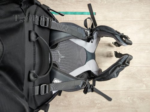 Изображение Deuter Futura Pro 38 SL Black-Graphite